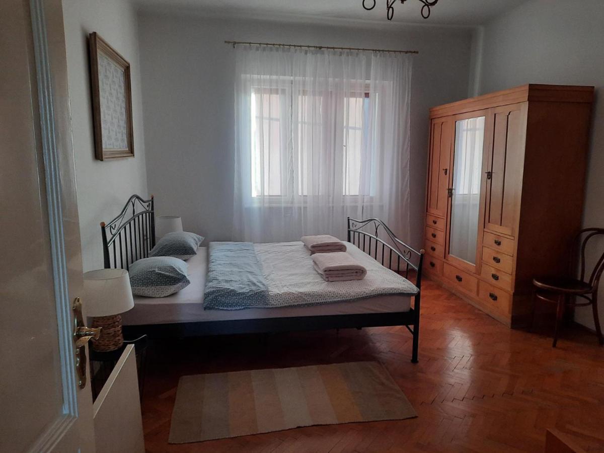 Apartman Soda Ogulin Dış mekan fotoğraf