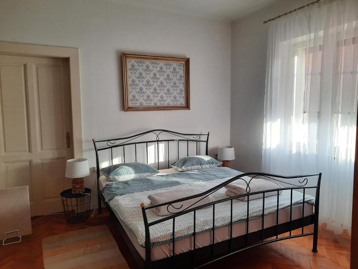 Apartman Soda Ogulin Dış mekan fotoğraf