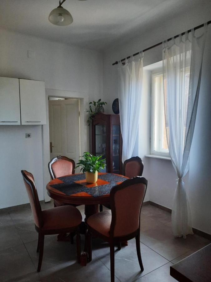 Apartman Soda Ogulin Dış mekan fotoğraf